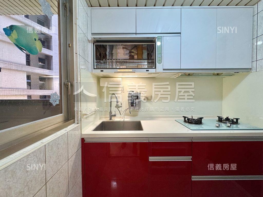 寶成皇家低總兩房房屋室內格局與周邊環境