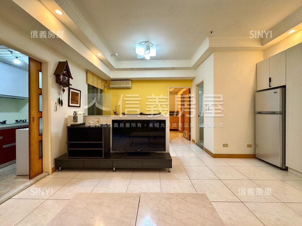 寶成皇家低總兩房房屋室內格局與周邊環境