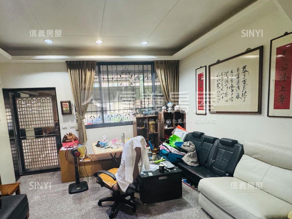 托斯卡尼臨路透天房屋室內格局與周邊環境