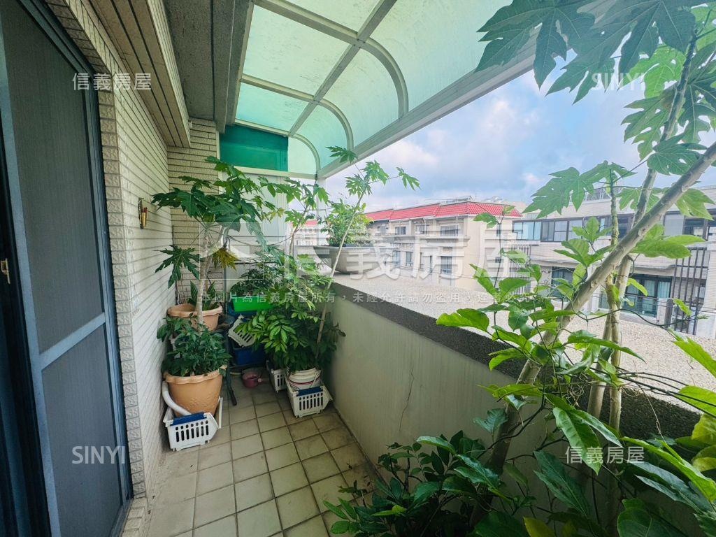 托斯卡尼臨路透天房屋室內格局與周邊環境