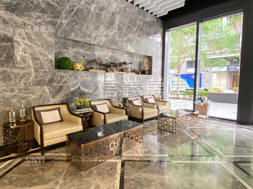 中路市府采舍３房車位房屋室內格局與周邊環境