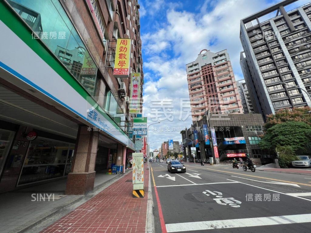 藝文宏銘經典滿租套房房屋室內格局與周邊環境