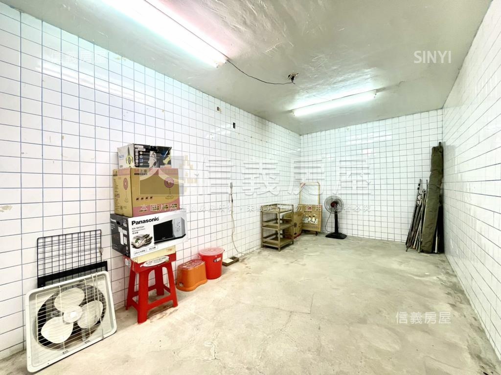 稀有面寬一樓方便停車房屋室內格局與周邊環境