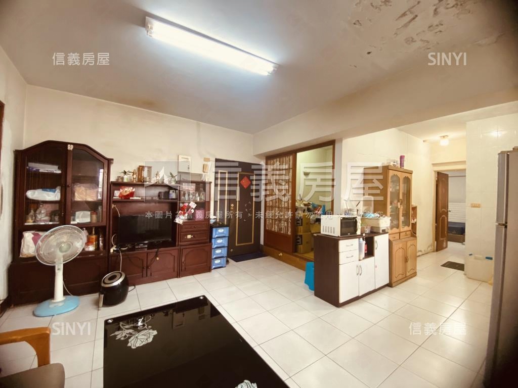 東區德東街三房美居房屋室內格局與周邊環境