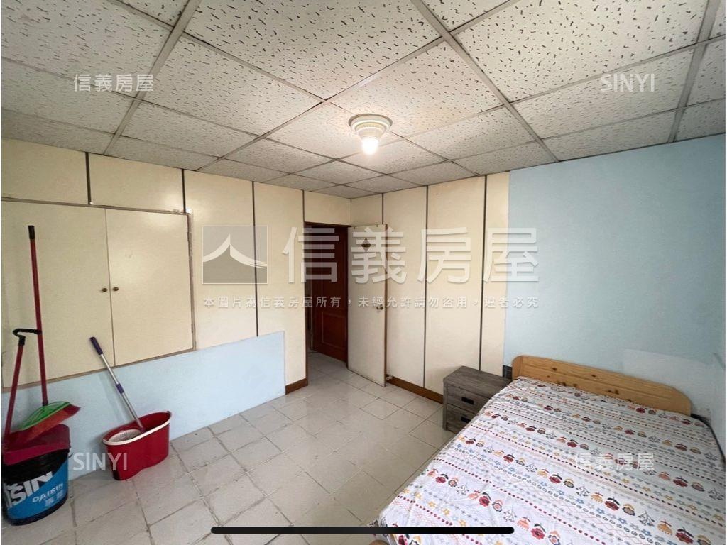 近萬大線方正公寓樓中頂加房屋室內格局與周邊環境