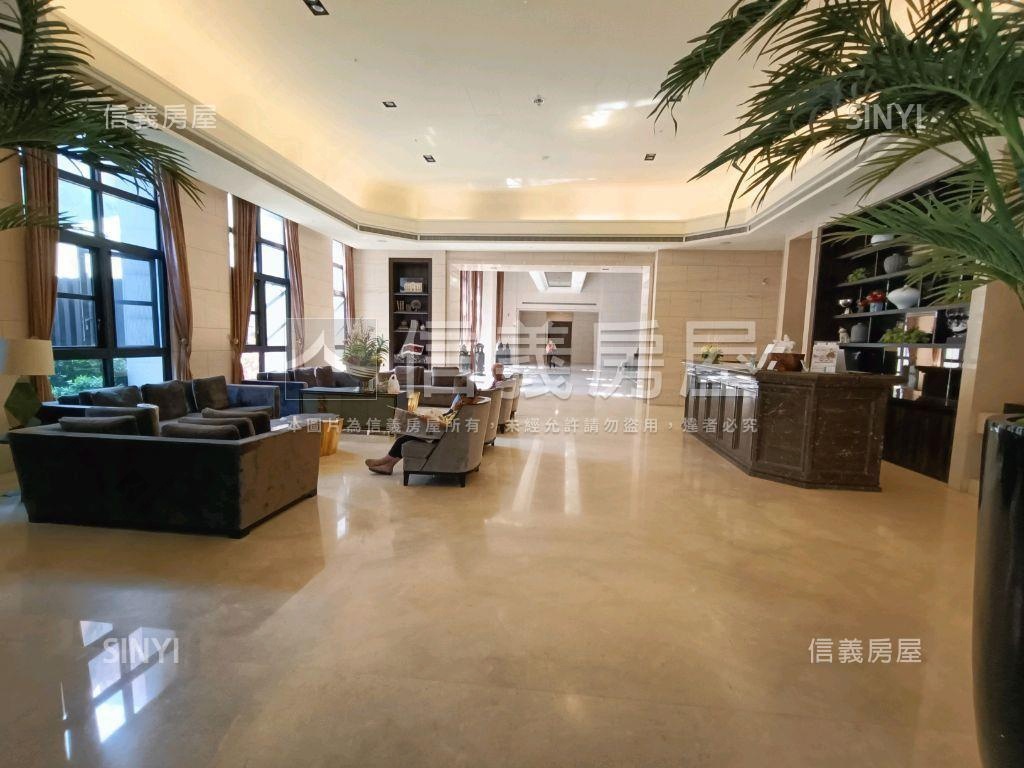太睿國寶美四房子母車位房屋室內格局與周邊環境