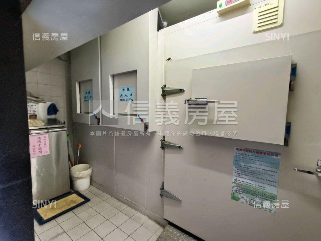 太睿國寶美四房子母車位房屋室內格局與周邊環境