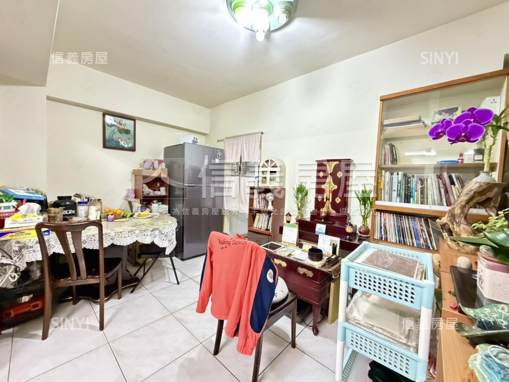 公園特區四房車位房屋室內格局與周邊環境