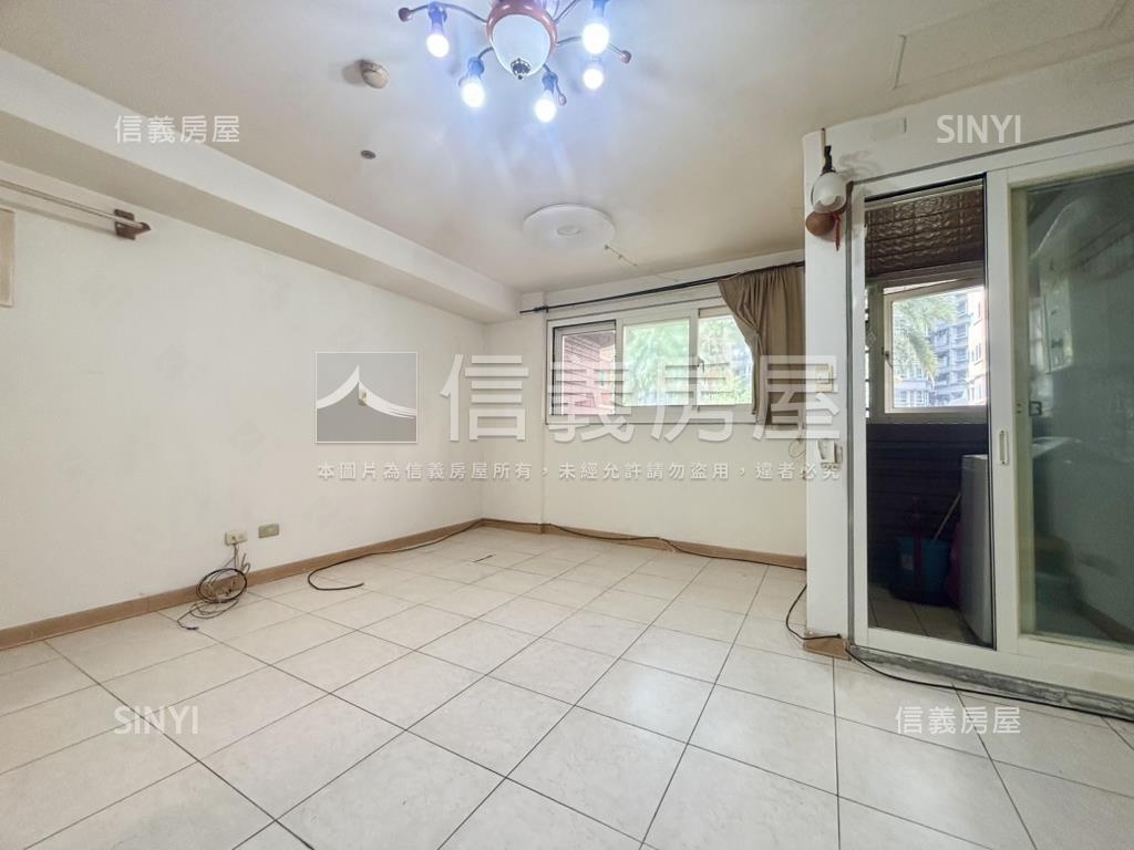 捷運七張寶路套房房屋室內格局與周邊環境