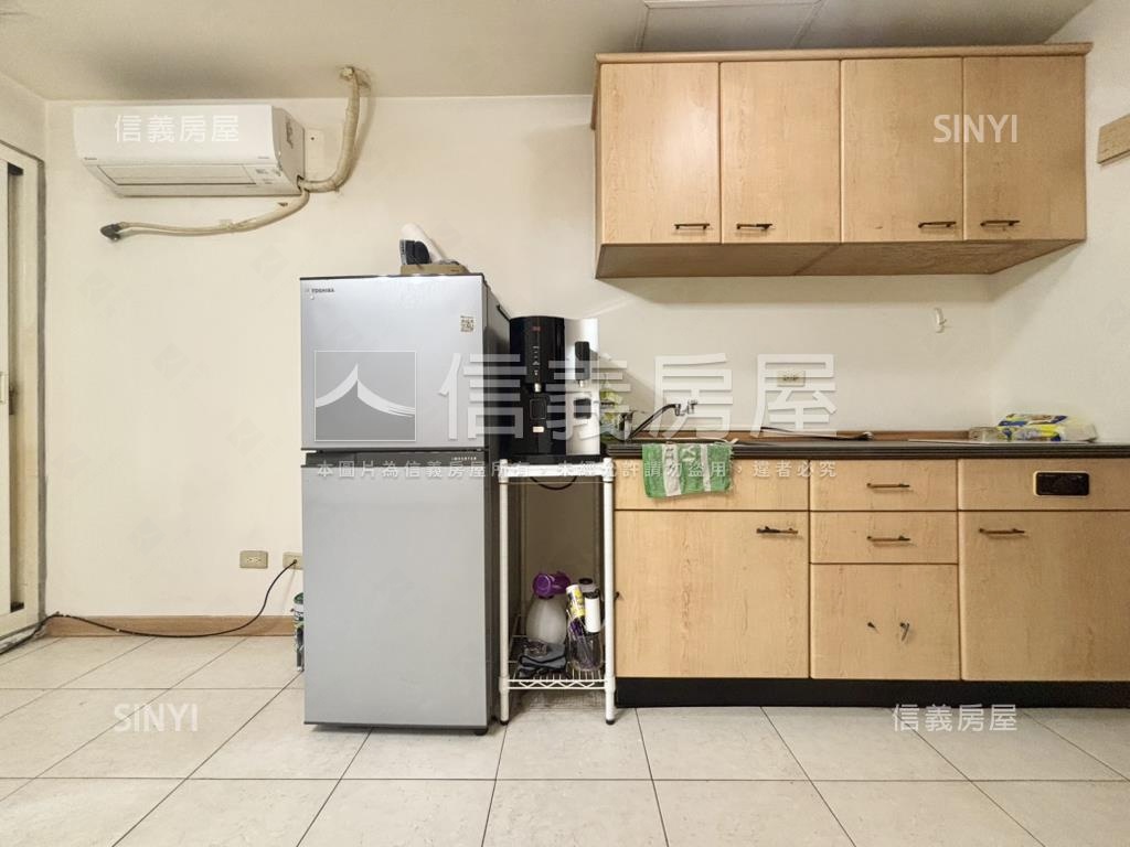 捷運七張寶路套房房屋室內格局與周邊環境