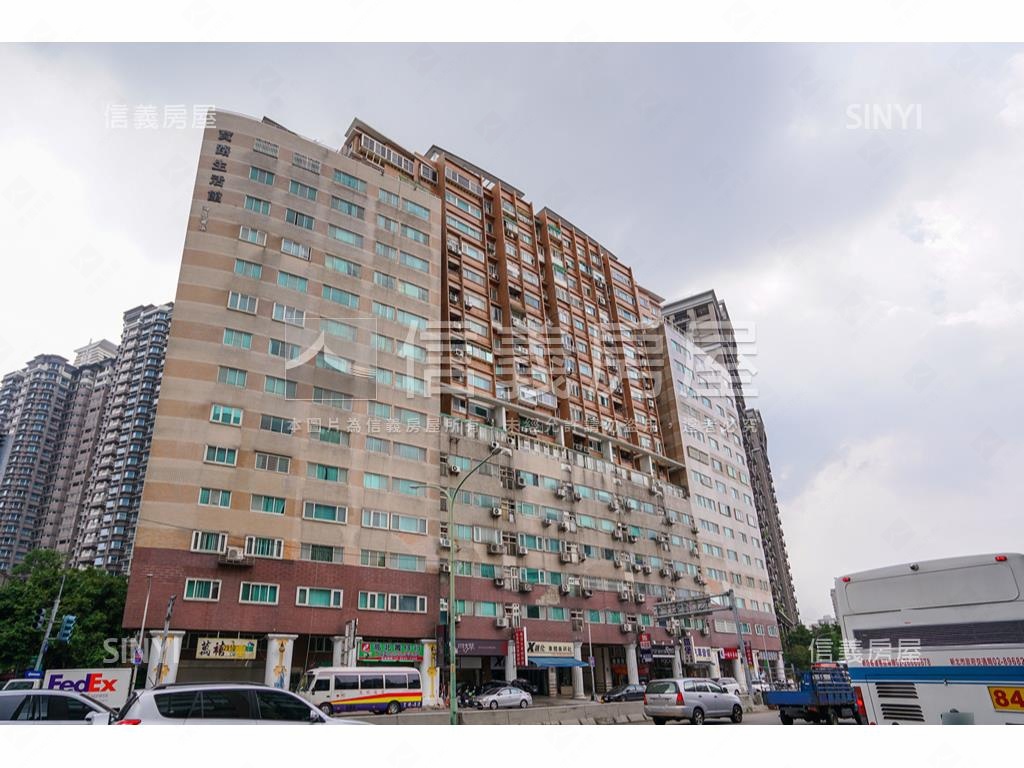 捷運七張寶路套房房屋室內格局與周邊環境