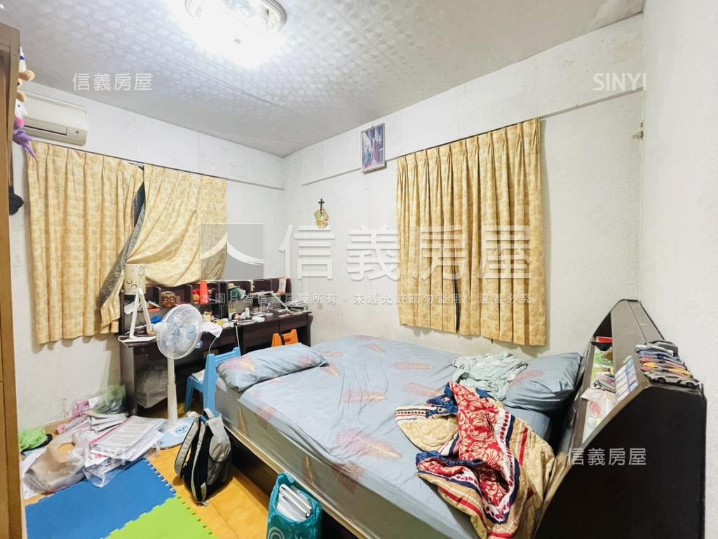 專任邊間三樓雙衛皆開窗房屋室內格局與周邊環境