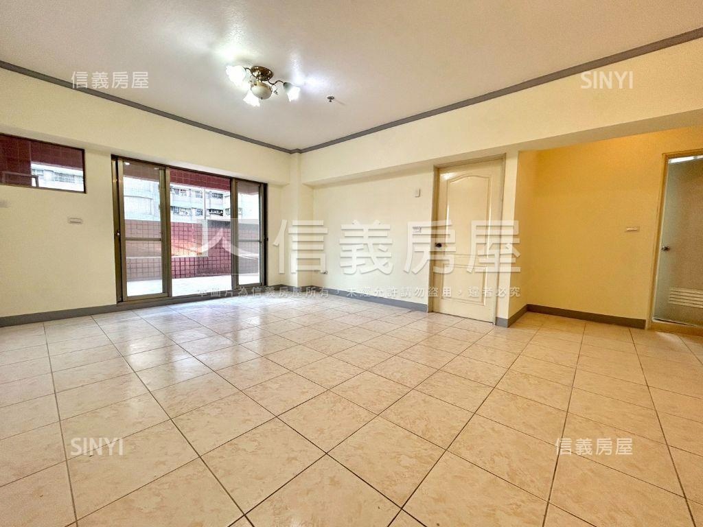 三鐵高樓大露臺三房車位房屋室內格局與周邊環境