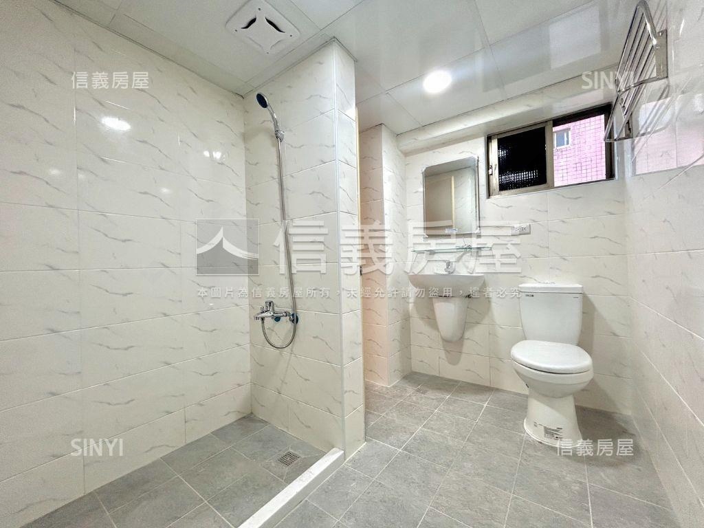 三鐵高樓大露臺三房車位房屋室內格局與周邊環境