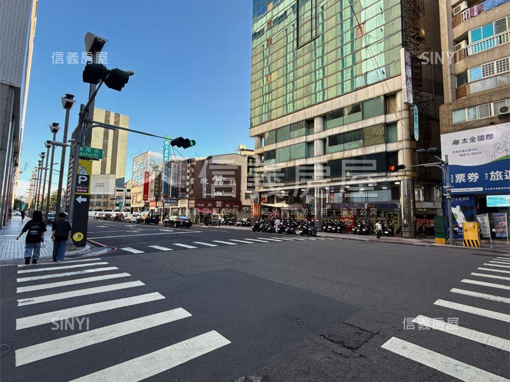 和平一路角窗面寬金店房屋室內格局與周邊環境
