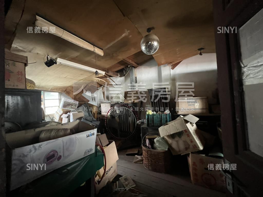 ［研二近公園］稀有４＋５房屋室內格局與周邊環境