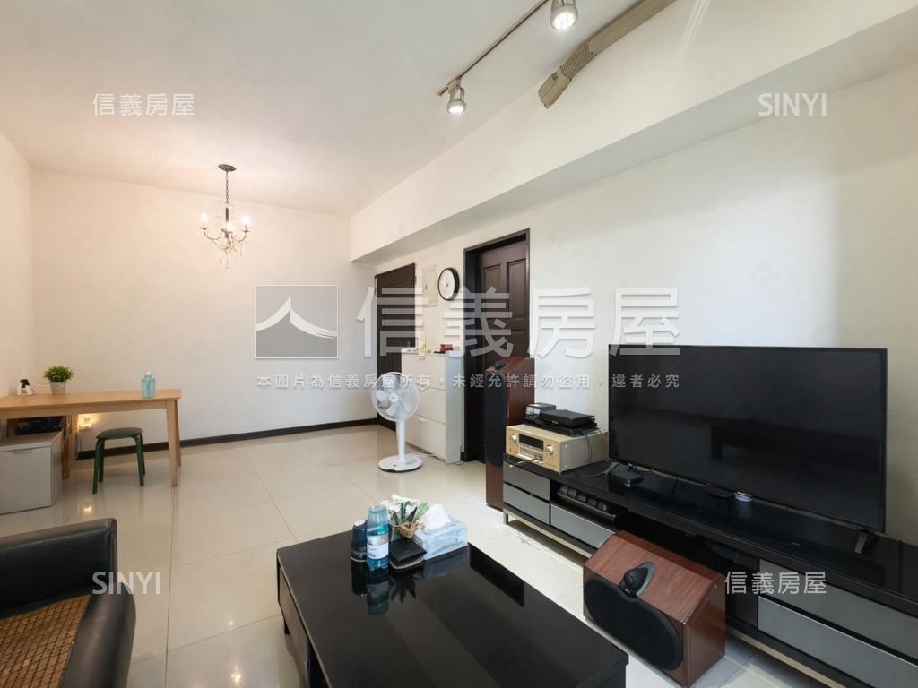 公園敦品低總價三房車位房屋室內格局與周邊環境