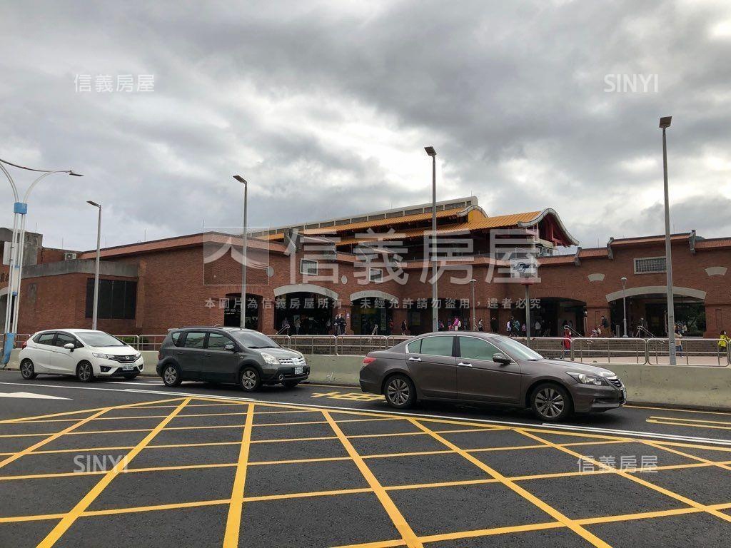 正英專路捷運站前辦公室房屋室內格局與周邊環境