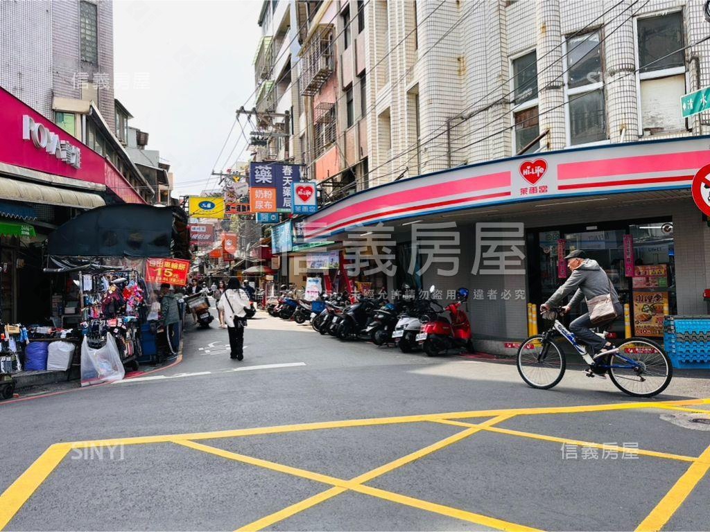 正英專路捷運站前辦公室房屋室內格局與周邊環境