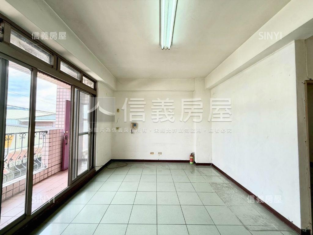 三峽低總價美三房房屋室內格局與周邊環境
