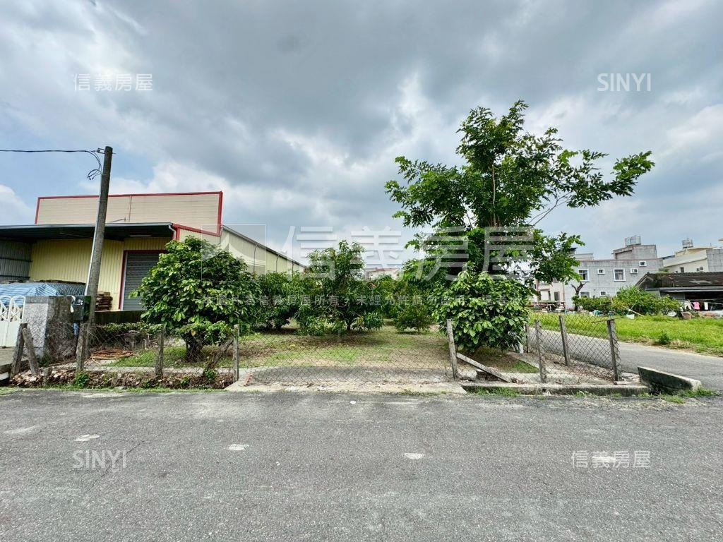 歸仁｜三面臨路有水電農地房屋室內格局與周邊環境