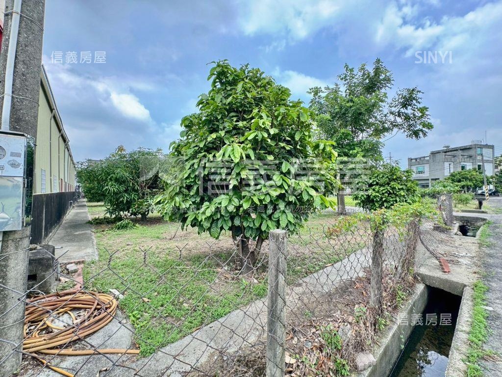 歸仁｜三面臨路有水電農地房屋室內格局與周邊環境