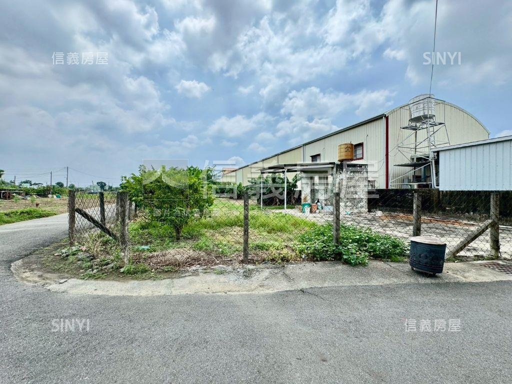 歸仁｜三面臨路有水電農地房屋室內格局與周邊環境