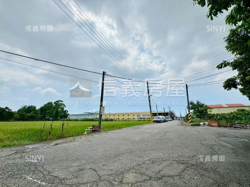 歸仁｜三面臨路有水電農地房屋室內格局與周邊環境