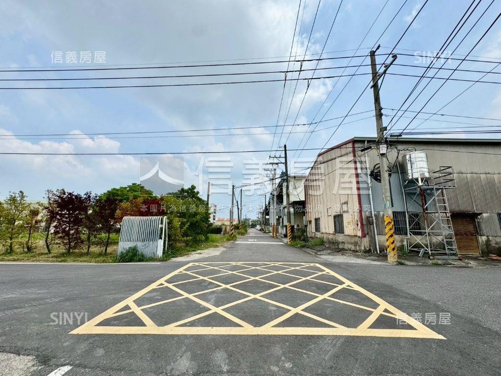 歸仁｜三面臨路有水電農地房屋室內格局與周邊環境