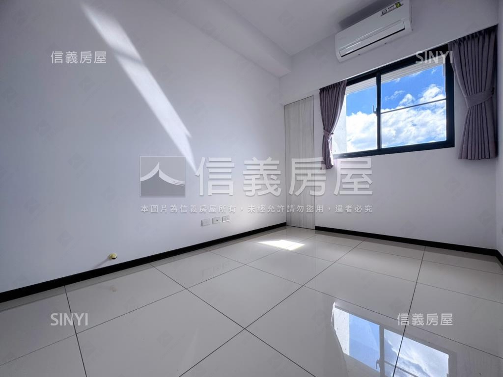 站前之星採光３房雙車位房屋室內格局與周邊環境