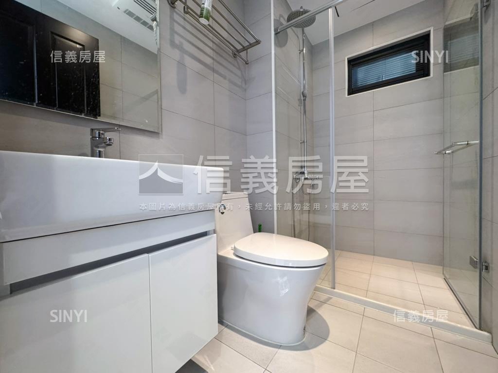 站前之星採光３房雙車位房屋室內格局與周邊環境