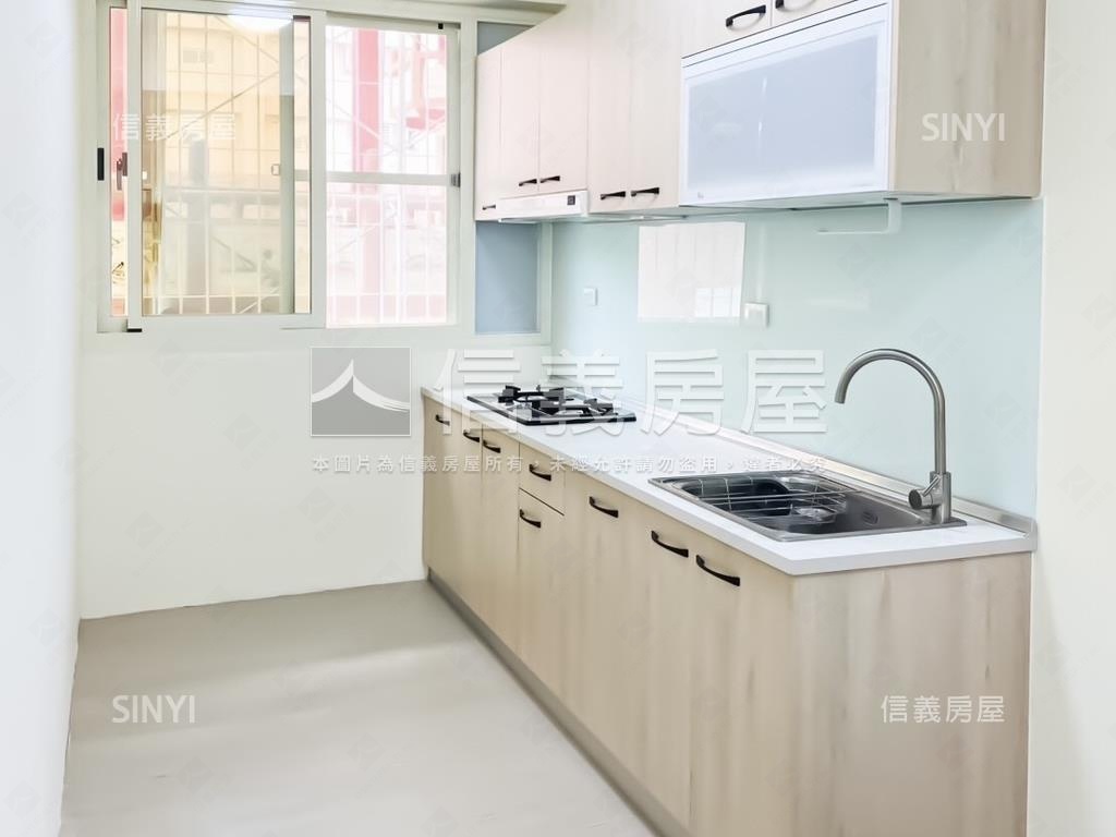 近衛武營裝潢明亮美宅房屋室內格局與周邊環境