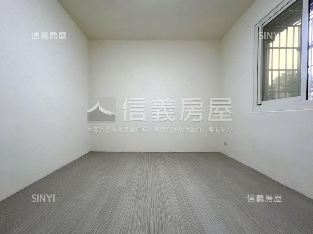 近衛武營裝潢明亮美宅房屋室內格局與周邊環境