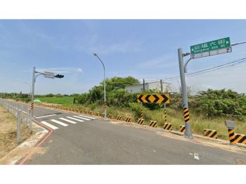 安南臨八米路方正農地