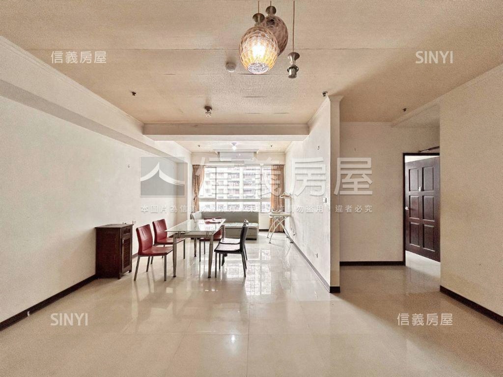 公園景觀童話世紀大三房房屋室內格局與周邊環境