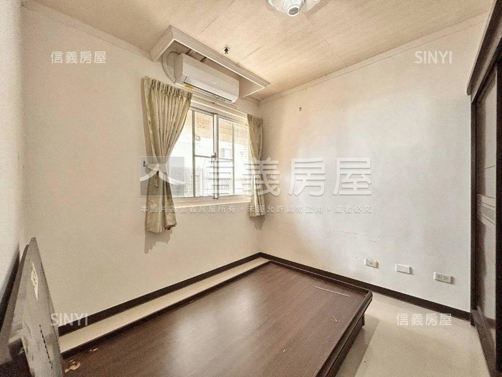 公園景觀童話世紀大三房房屋室內格局與周邊環境