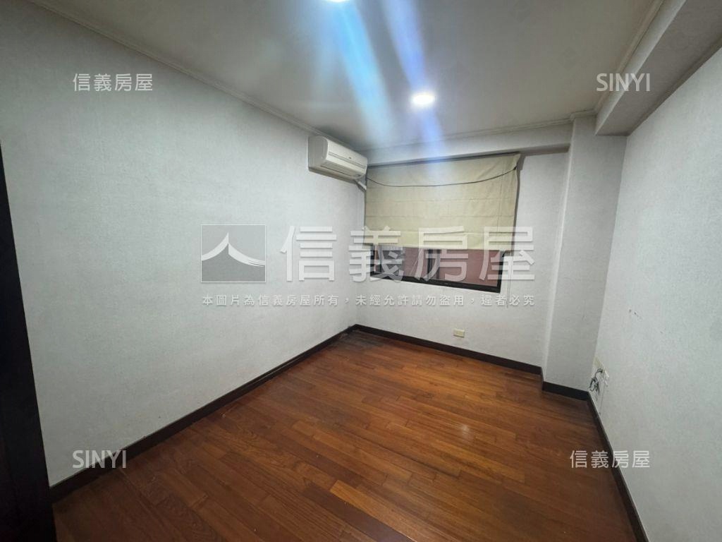 稀有景華名人面公園三房房屋室內格局與周邊環境