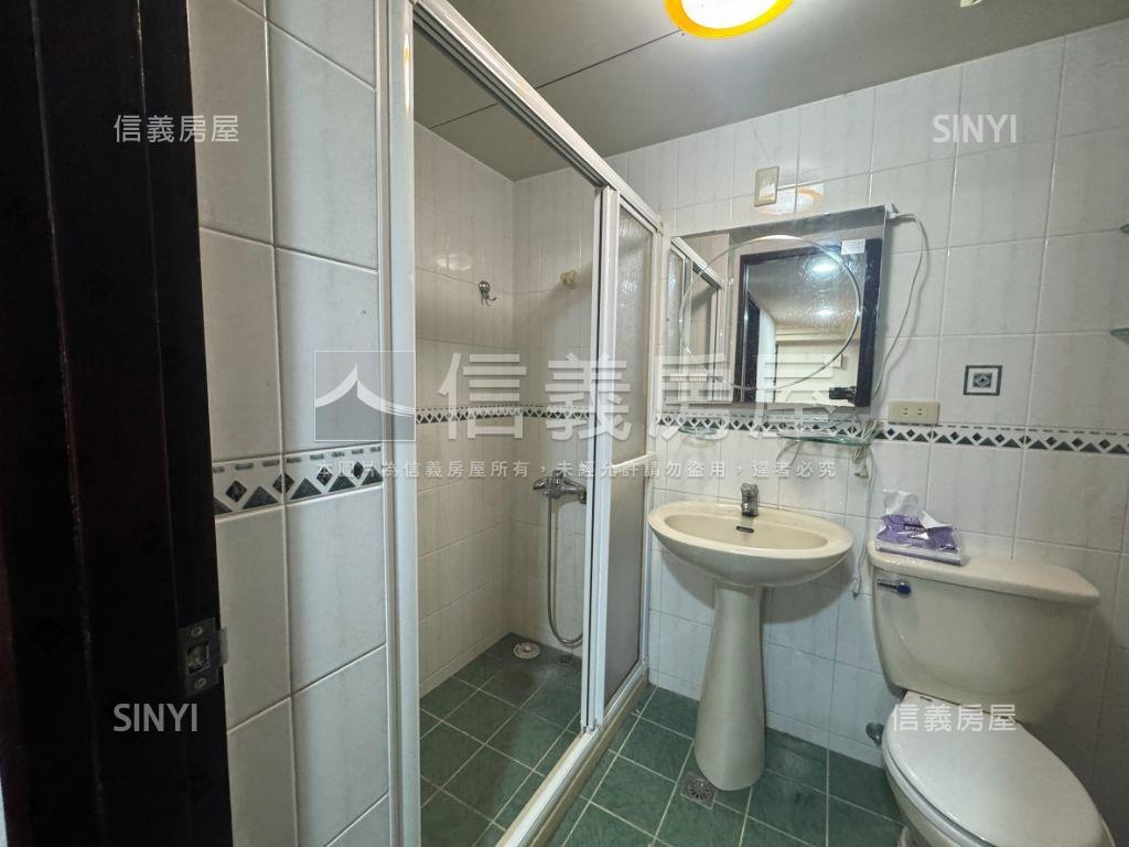 稀有景華名人面公園三房房屋室內格局與周邊環境