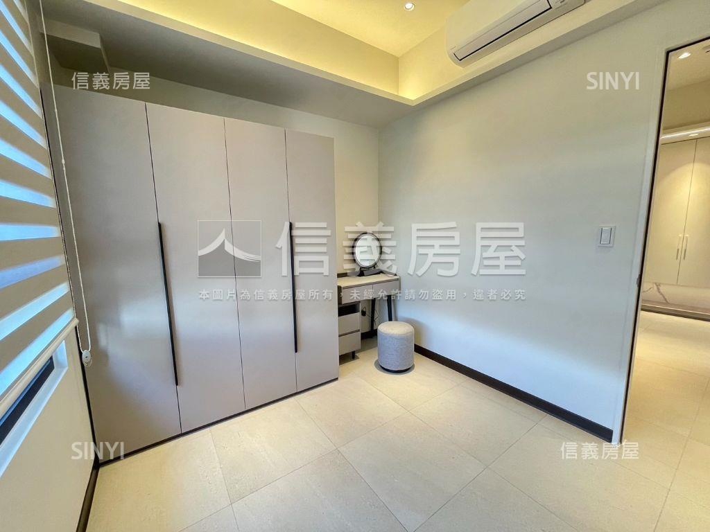 皇翔ＭＲＴ精美大２房車位房屋室內格局與周邊環境