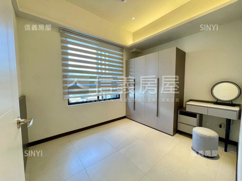 皇翔ＭＲＴ精美大２房車位房屋室內格局與周邊環境