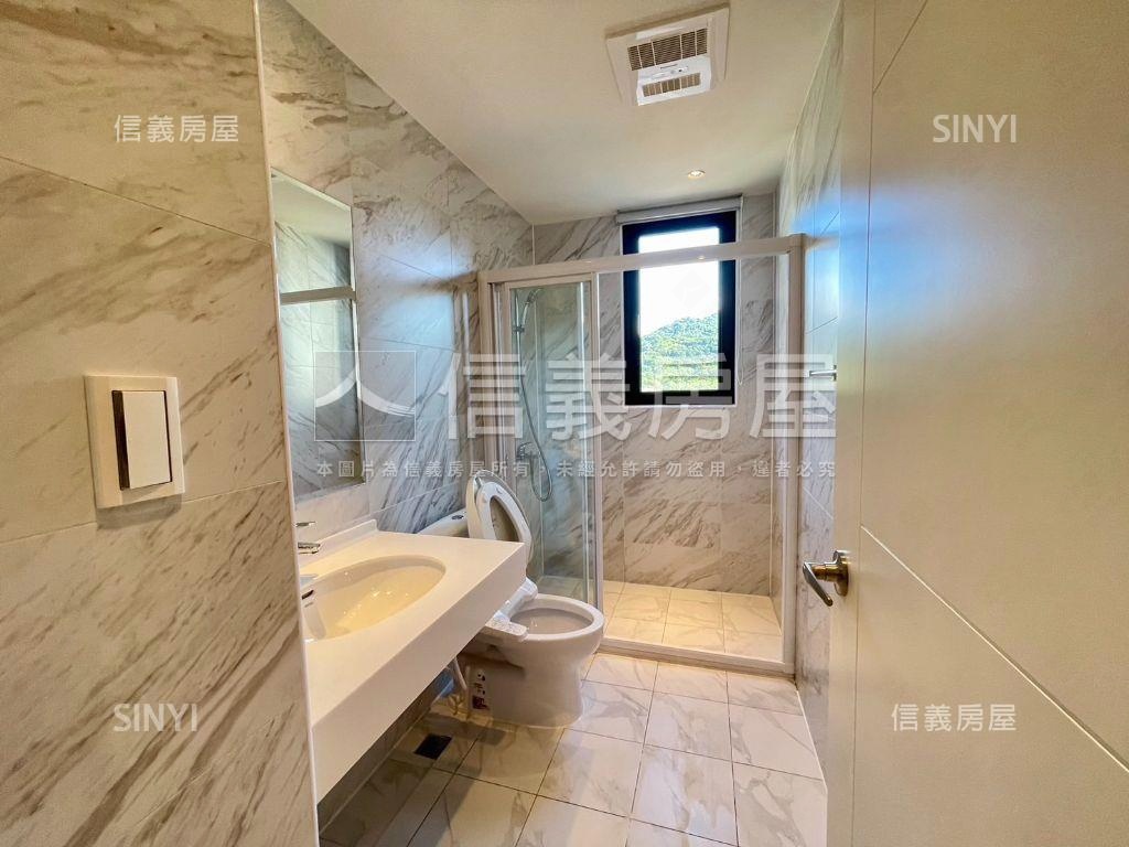 皇翔ＭＲＴ精美大２房車位房屋室內格局與周邊環境