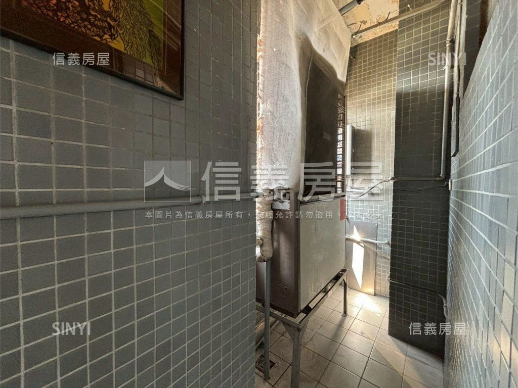 新竹小城三房車位房屋室內格局與周邊環境