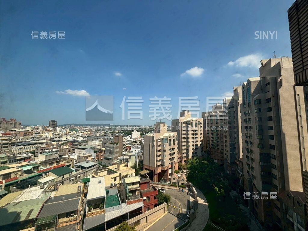 新竹小城三房車位房屋室內格局與周邊環境