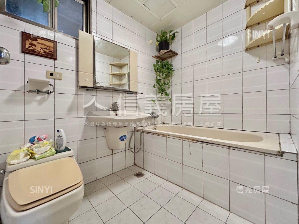 新竹小城三房車位房屋室內格局與周邊環境