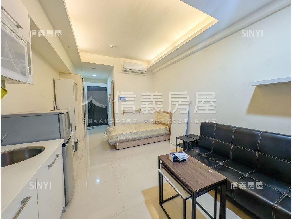 近捷運低總露臺美宅房屋室內格局與周邊環境