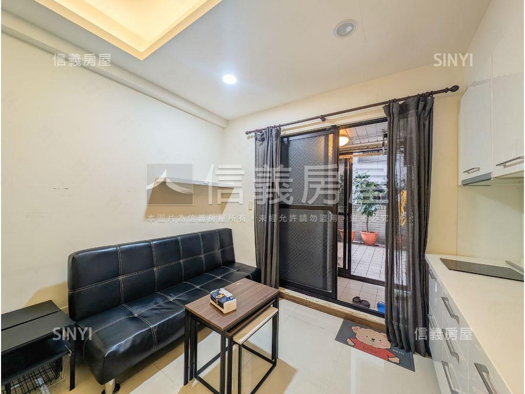 近捷運低總露臺美宅房屋室內格局與周邊環境