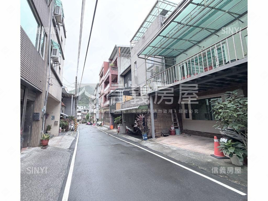 低總價大空間台北小別墅房屋室內格局與周邊環境