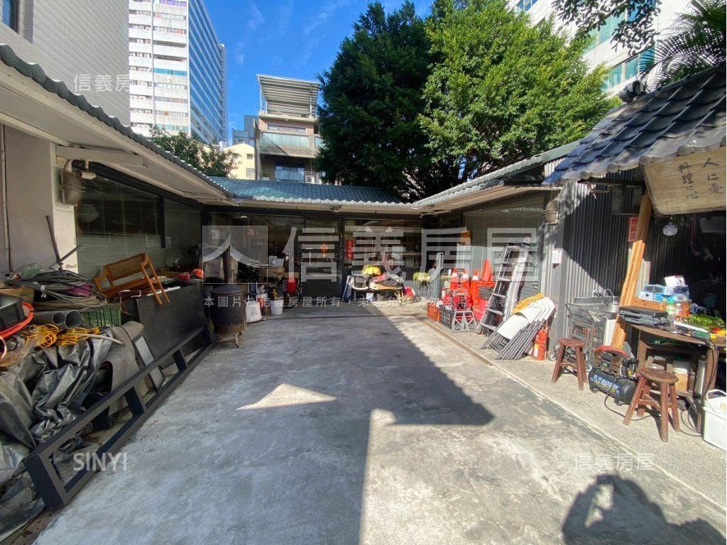 德化街邊間大地坪房屋室內格局與周邊環境