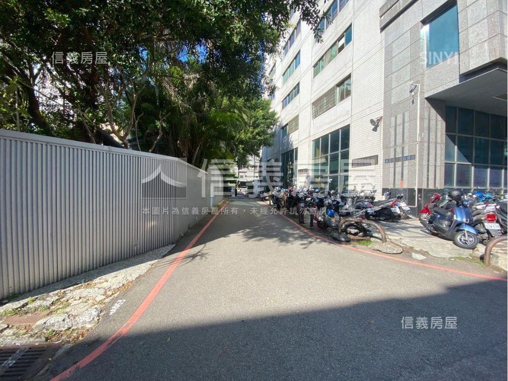 德化街邊間大地坪房屋室內格局與周邊環境