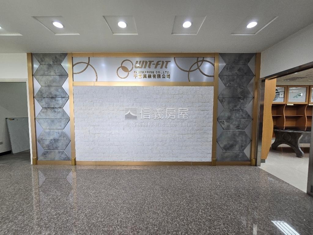 板橋世貿稀有商辦釋出房屋室內格局與周邊環境